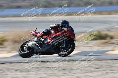 media/Nov-16-2025-Race Pace (Sun) [[8c5fa54630]]/Verified Riders/3-Turn 14 (1045am)/